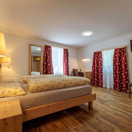 Albergo Lardi Le Prese Extérieur photo